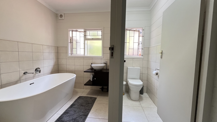 3 Bedroom Property for Sale in Glencairn Western Cape